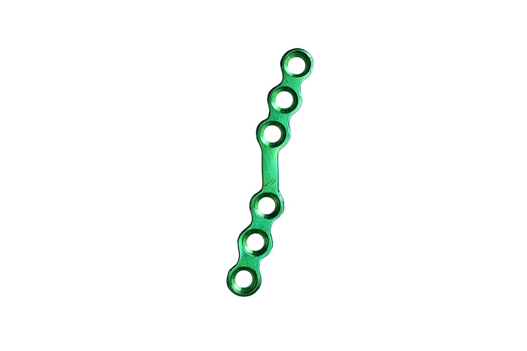 /storage/photos/1/madiha-ortho images/Maxillofacial System/Mini curved plate 2.5 mm.jpg